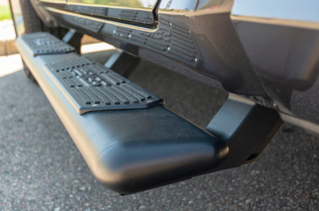 ARIES AscentStep Running Boards