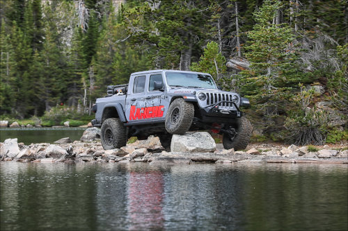 Rancho (RS66127BR9): “Level It” 1.5” Suspension System for 2020 Jeep Gladiator Rubicon