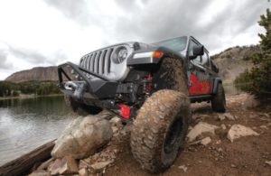 Rancho (RS66128B): 3” X-Lander RS3 Suspension System for 2020 Jeep Gladiator